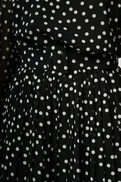 Abito in chiffon a stampa pois