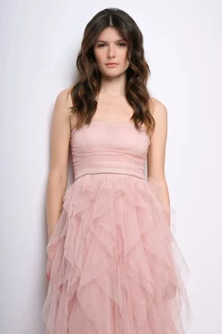 Abito lungo a bustier in tulle con volants
