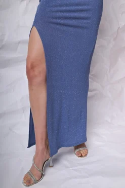 Abito lungo monospalla con cut-out