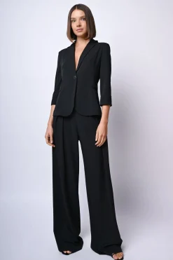Blazer con maniche crop