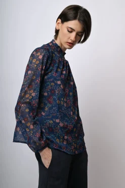 Blusa a stampa floreale boho-style
