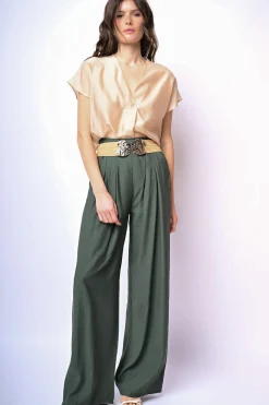 Blusa in mussola con scollo a V