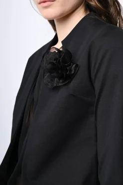 Bolero con spilla a rosa 3D