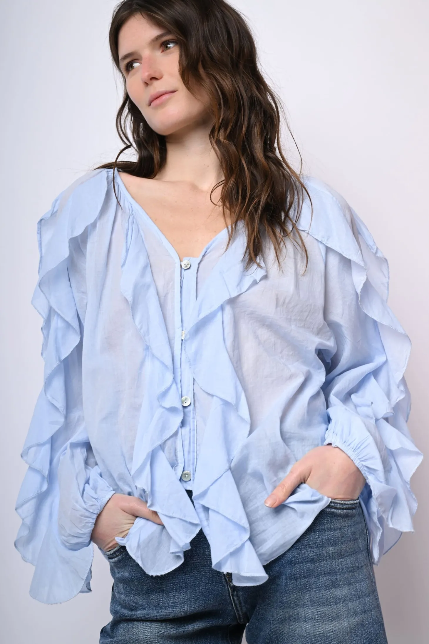Camicia in mussola di cotone con volants
