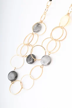Collana con decorazione a cerchi
