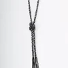 Collana lunga con nodo e frange