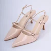 Décolleté slingback in vernice