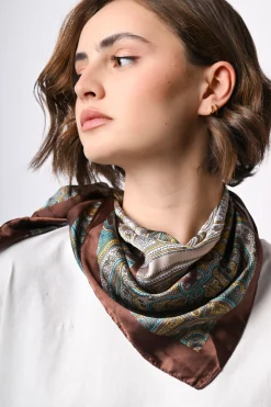 Foulard a stampa etnica