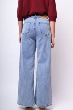 Jeans a gamba ampia