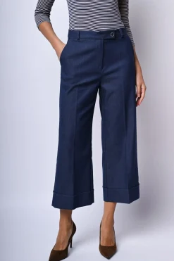 Pantaloni crop con risvolto