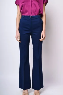 Pantaloni in cotone a zampa