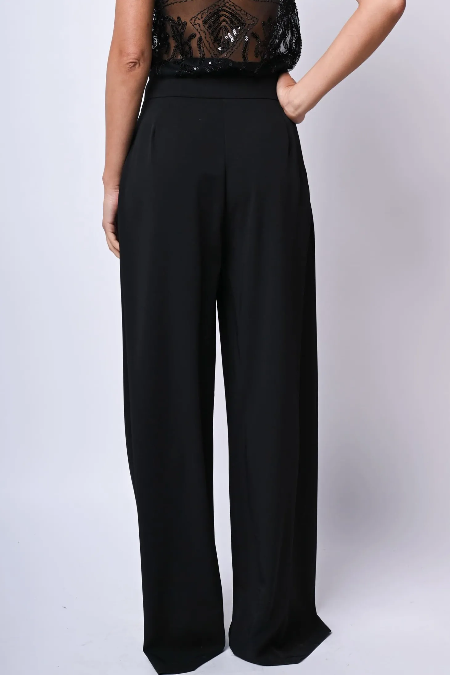 Pantaloni palazzo con pieghe