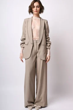 Pantaloni palazzo con tasche sul retro