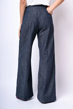 Pantaloni palazzo con vita sfrangiata