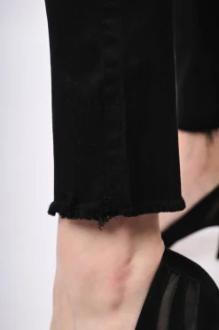 Pantaloni slim-fit con bottoni