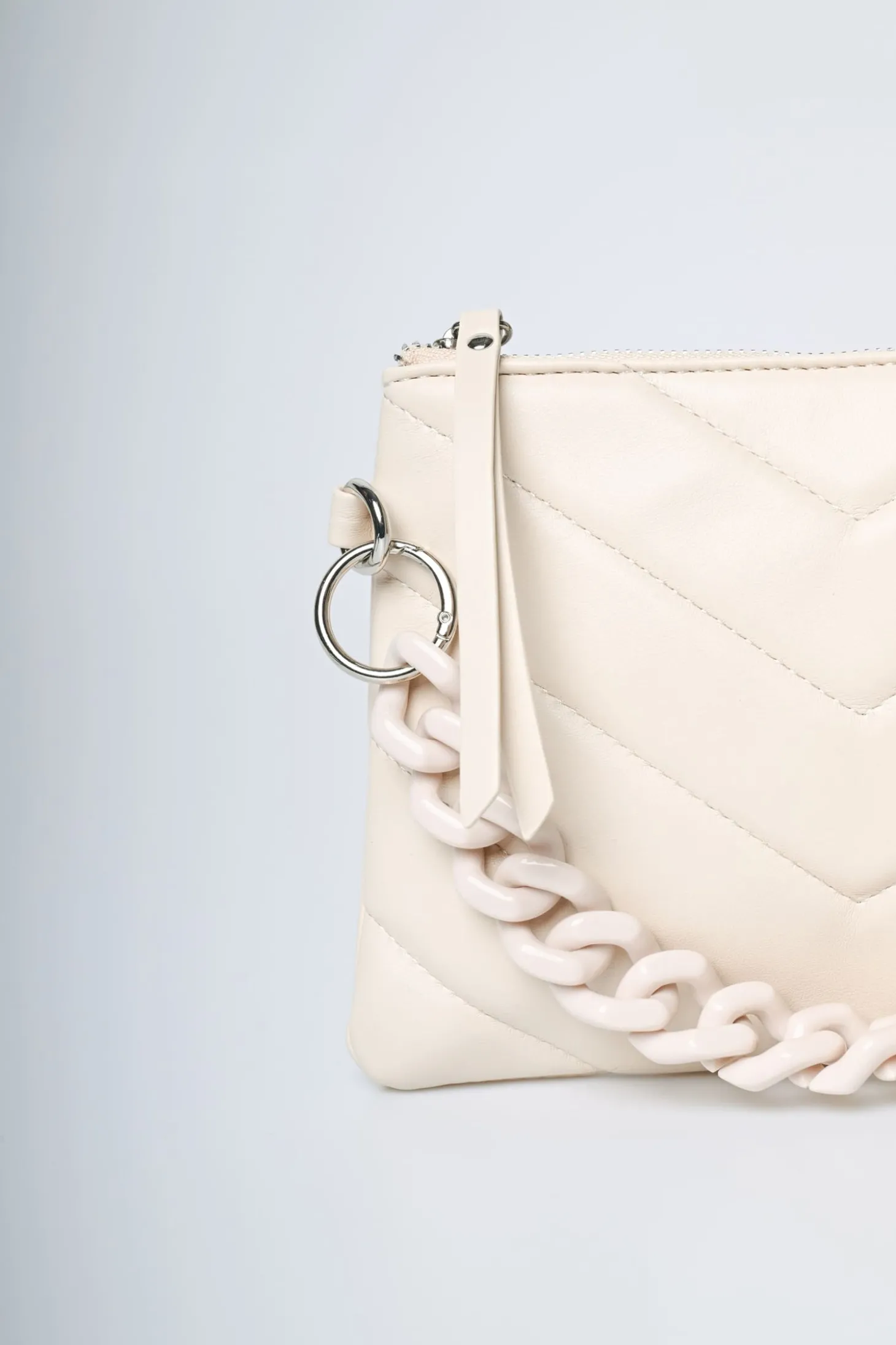 Pochette con catena