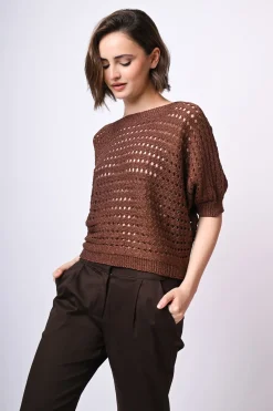 Pull in maglia crochet con fiocco sul retro