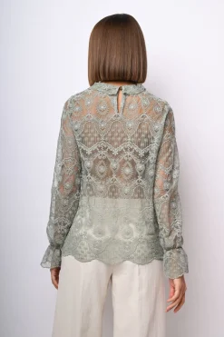 Top a maniche lunghe in pizzo