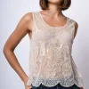 Top con ricami e paillettes