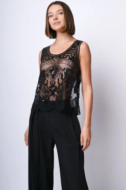 Top con ricami e paillettes