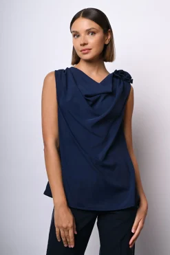 Top con rosa 3D
