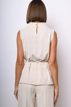 Top con strass e cintura