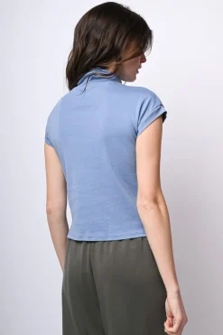 Top in cotone con collo alto