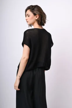 Top in maglia con laccetti