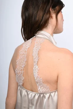 Top in raso e pizzo