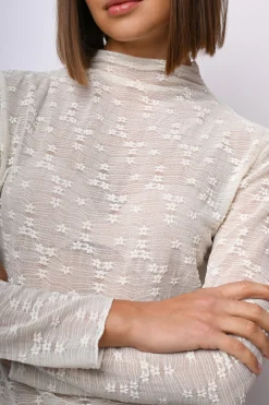 Top in tulle floreale