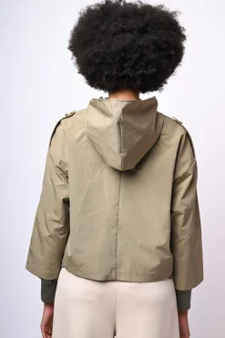 Trench corto zip e cappuccio